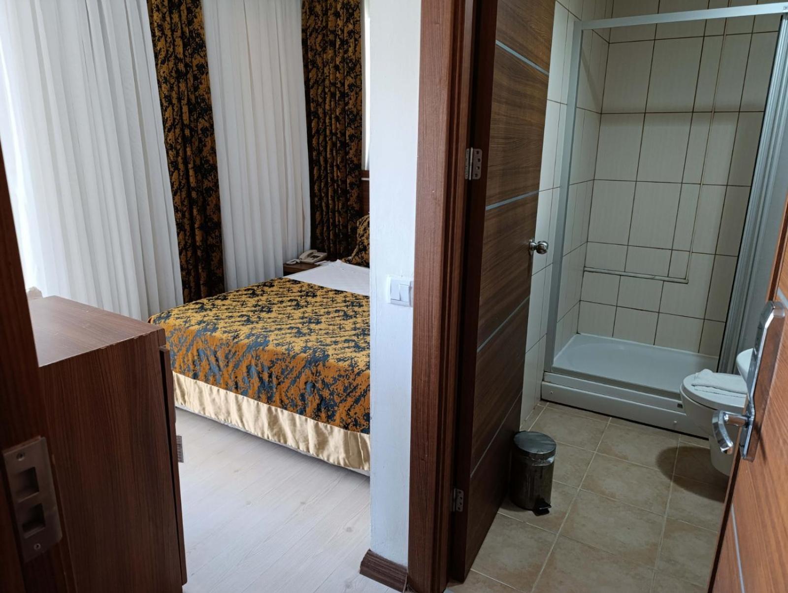 The Corner Park Hotel Antalya Exterior foto